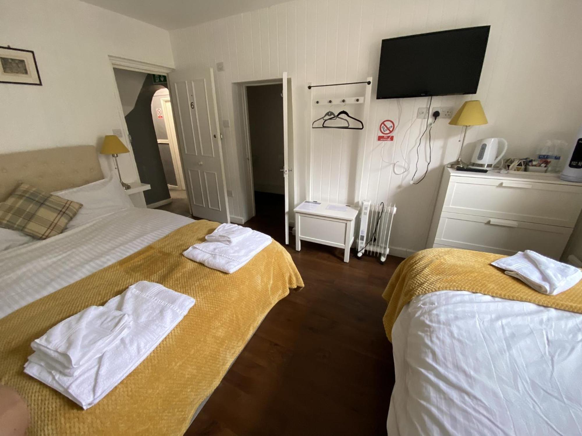 ניופורט Wheatsheaf Hotel חדר תמונה